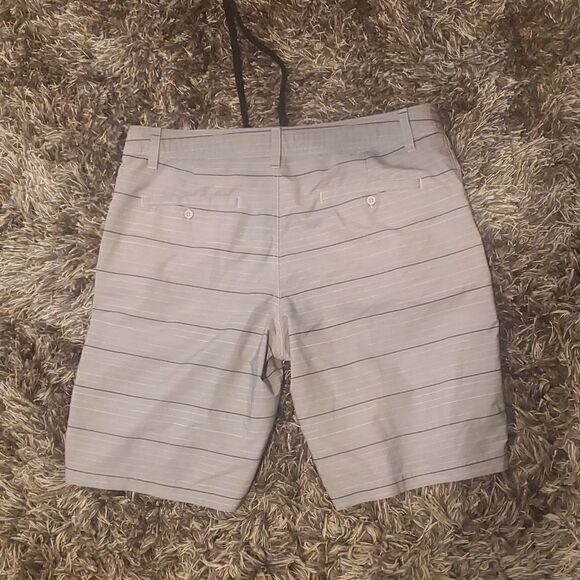 Mens Mossimo shorts   - Picture 2 of 3
